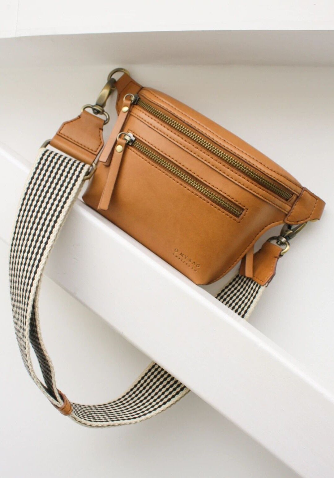 Iphone bum bag 2025
