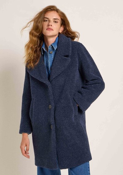 Teddy Mantel Blue RRREVOLVE