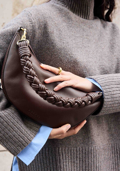 Bag Leo Soft Grain Leather Twisted Handle Chocolate RRREVOLVE