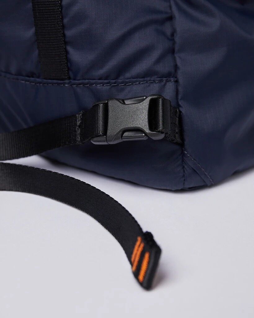 Sandqvist roger backpack on sale